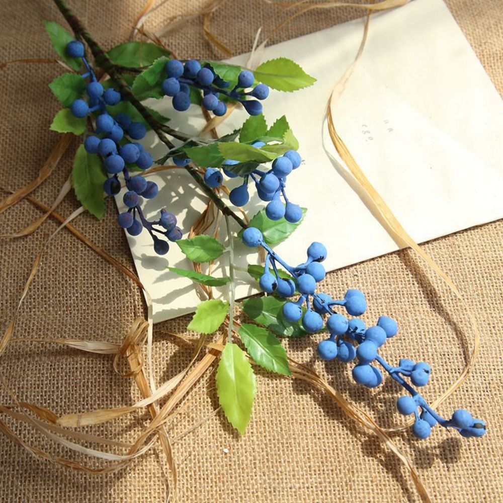 70cm Christmas Berry Branches  - Desk Setup Photo recensie en prijs