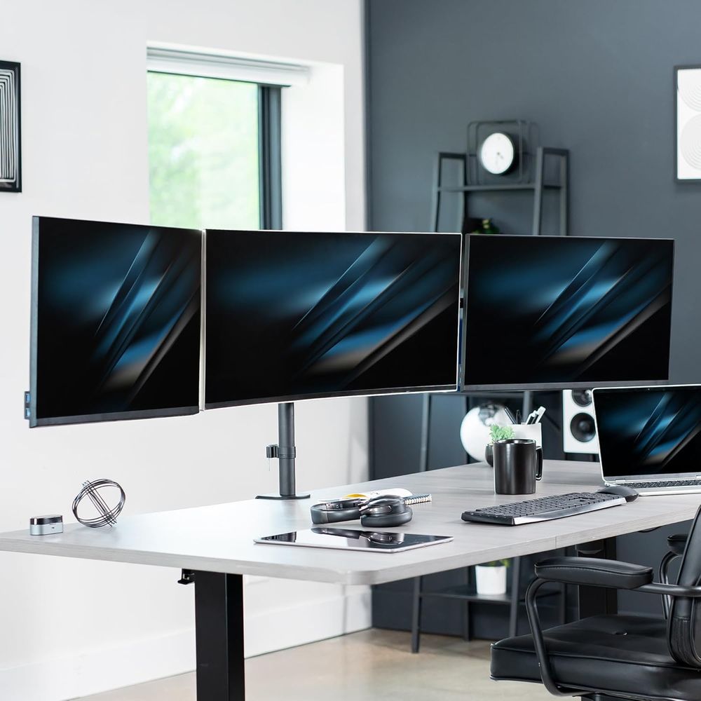 Triple Monitor Desk Mount, Adj - Desk Setup Black recensie en prijs